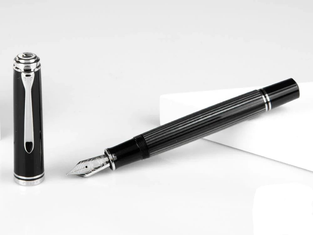 Pelikan M805 Souverän Anthracite Fountain Pen with Silver