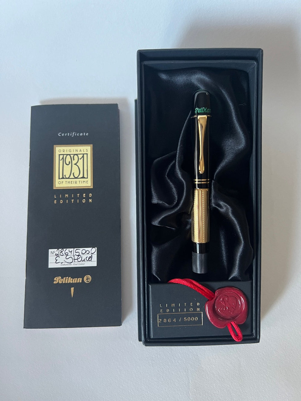 Pre-Loved Pelikan 1931 Gold Limited Edition Fountain Pen