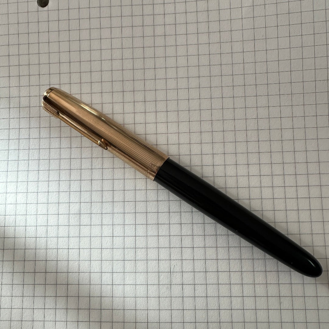 Pre-Loved Parker Vintage 51 Black and Gold Fountain Pen
