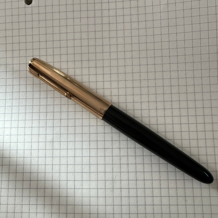 Pre-Loved Parker Vintage 51 Black and Gold Fountain Pen