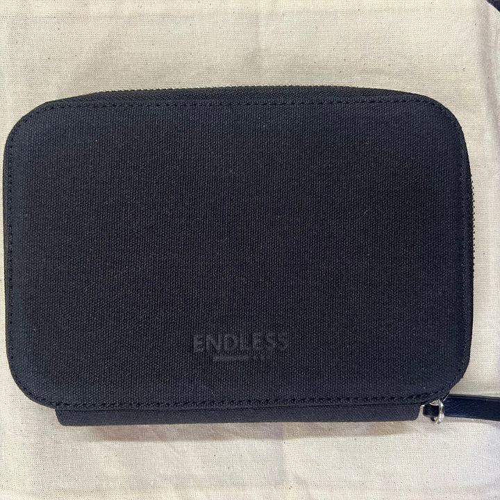 Endless Companion Adjustable 5 Pen Pouch - Canvas - Midnight Black