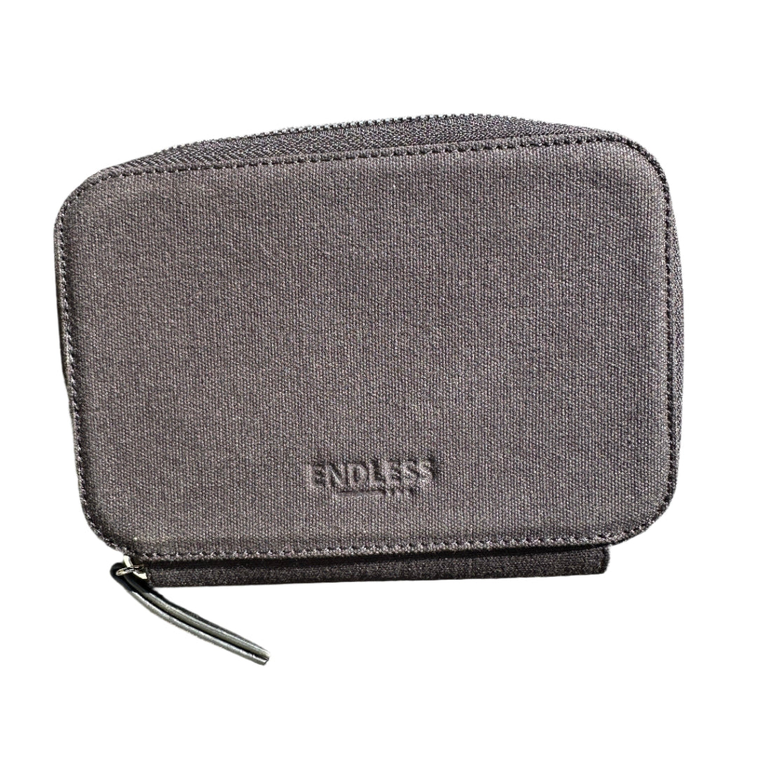 Endless Companion Adjustable 5 Pen Pouch - Canvas - Midnight Black