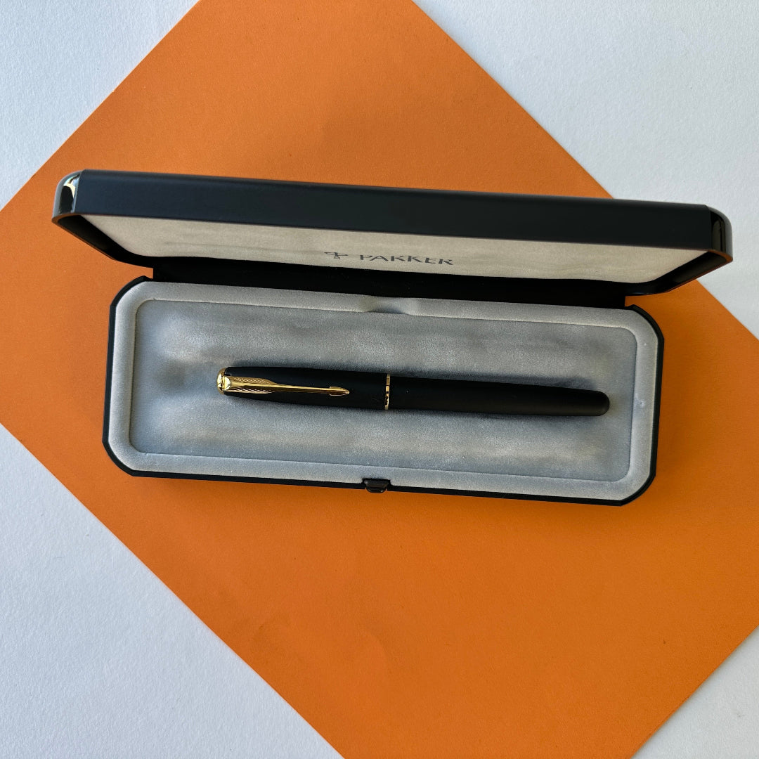 Parker Sonnet Matte Black Gold Trim Fountain Pen - New Old Stock