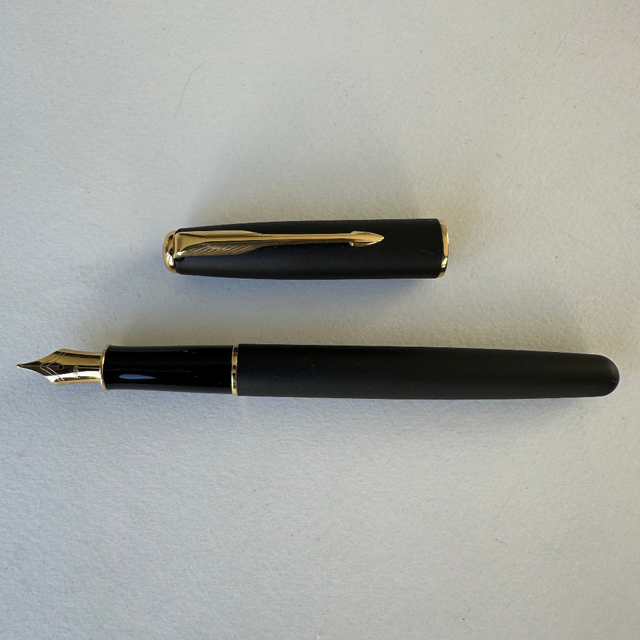 Parker Sonnet Matte Black Gold Trim Fountain Pen - New Old Stock