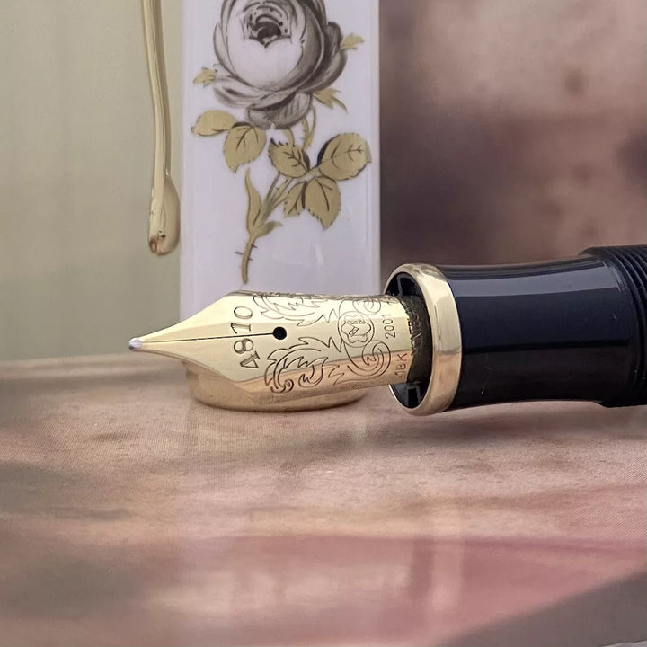 Pre-Loved Montblanc Limited Edition 4810 Marquis de Pompadour Fountain Pen
