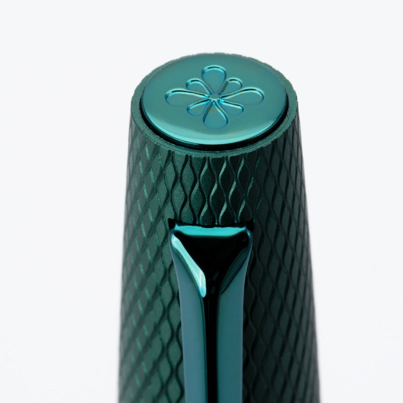 Diplomat Viper Fountain Pen - Green Guilloche F/M