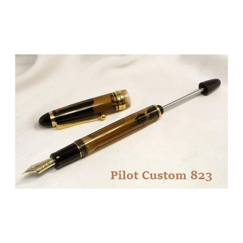 Pilot Custom 823 Fountain Pen - Amber/Brown Broad